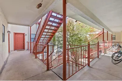 706 W 22nd Street #201, Austin, TX 78705 - Photo 9