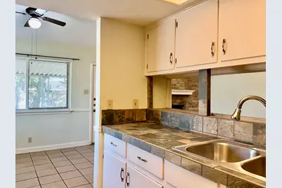 408 E Central Drive, Georgetown, TX 78628 - Photo 9