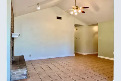408 E Central Drive, Georgetown, TX 78628 - Photo 5