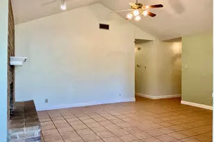 408 E Central Dr, Georgetown, TX 78628 - Photo 5
