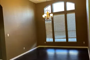 404 E Nakoma Dr, Hutto, TX 78634 - Photo 5