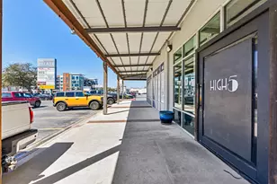 7801 Shoal Creek Blvd, Austin, TX 78757 - Photo 9