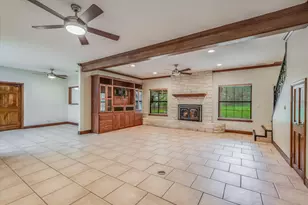328 Fawnridge St, Georgetown, TX 78628 - Photo 3