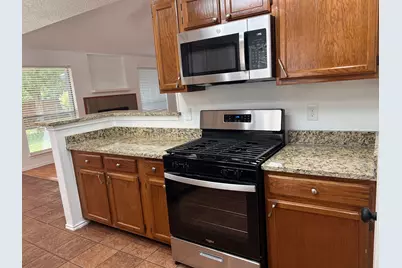 600 Eaglecreek Drive, Leander, TX 78641 - Photo 9