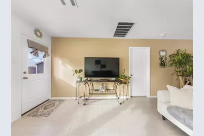 373 Cowpoke Drive, Jarrell, TX 76537 - Photo 13