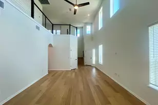 365 Young St, Buda, TX 78610 - Photo 7