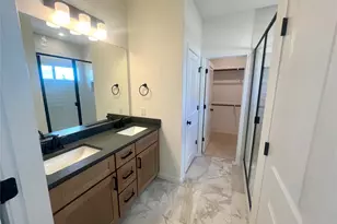 365 Young St, Buda, TX 78610 - Photo 9