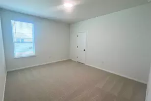 365 Young St, Buda, TX 78610 - Photo 19