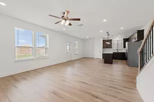 536 Madelines Mdw Ln, Georgetown, TX 78626 - Photo 5