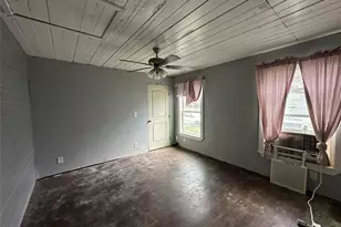 102 W Mesquite St, Granger, TX 76530 - Photo 13