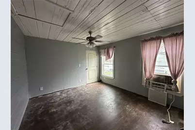 102 W Mesquite Street #B, Granger, TX 76530 - Photo 13