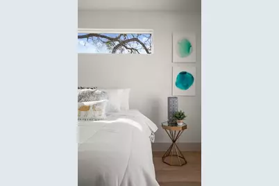 2413 E 9th Street #2, Austin, TX 78702 - Photo 11