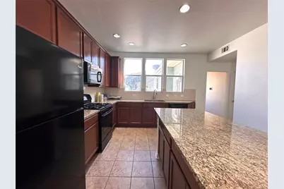1020 Nevarez, Kyle, TX 78640 - Photo 9