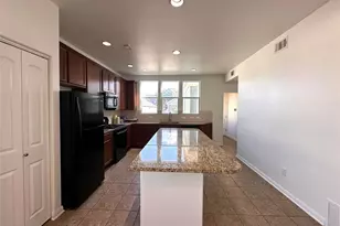 1020 Nevarez, Kyle, TX 78640 - Photo 7