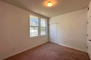 1020 Nevarez, Kyle, TX 78640 - Photo 11