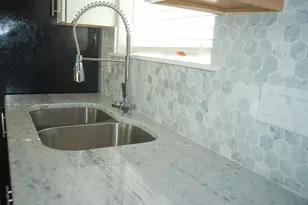 1707 Garden St, Austin, TX 78702 - Photo 21