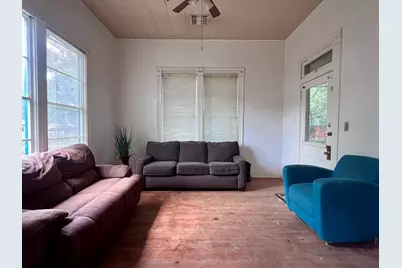 101 NE 6th Street, Smithville, TX 78957 - Photo 5