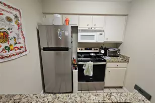 501 W 26th St, Austin, TX 78705 - Photo 7