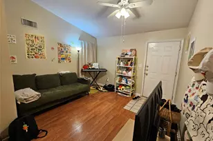 501 W 26th St, Austin, TX 78705 - Photo 3
