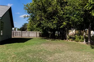 800 Debra Dr, Taylor, TX 76574 - Photo 15
