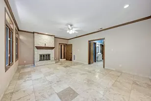 10909 Legends Ln, Austin, TX 78747 - Photo 13