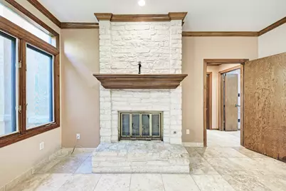 10909 Legends Lane, Austin, TX 78747 - Photo 15