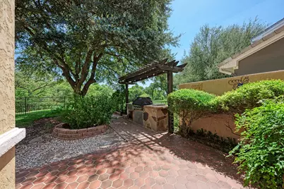 10909 Legends Lane, Austin, TX 78747 - Photo 31