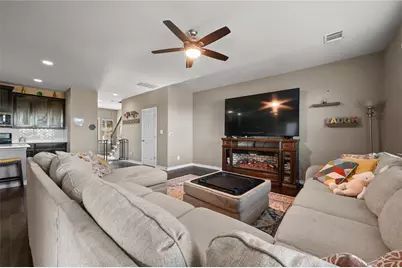 160 Thornless Circle, Buda, TX 78610 - Photo 11