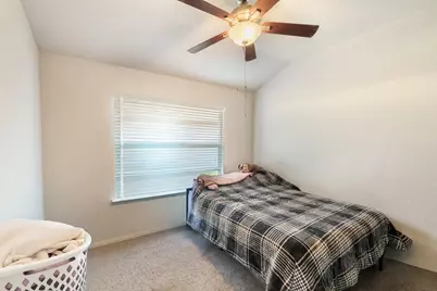 116 Stellamar Drive, Hutto, TX 78634 - Photo 17