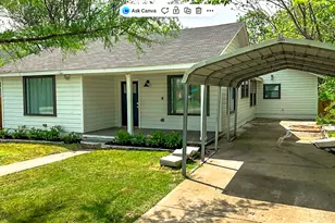 403 Lizzie St, Taylor, TX 76574 - Photo 3