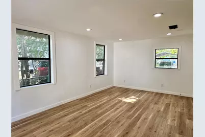 403 Lizzie Street, Taylor, TX 76574 - Photo 13