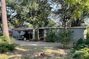 128 Park Dr, Bastrop, TX 78602 - Photo 1