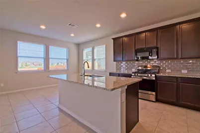 6501 Wolf Pack Drive, Pflugerville, TX 78660 - Photo 7