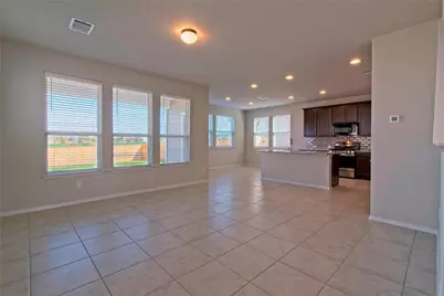 6501 Wolf Pack Drive, Pflugerville, TX 78660 - Photo 5