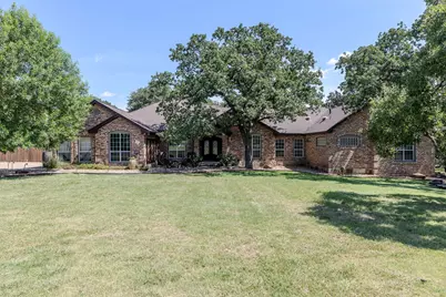 105 Bonnie Rose, Georgetown, TX 78633 - Photo 1