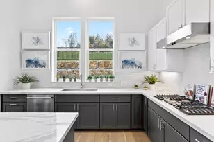 5601 Toscana Ave, Austin, TX 78724 - Photo 3