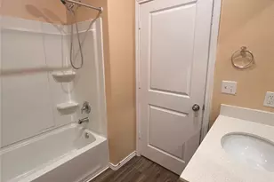 6021 Eden Dr, Austin, TX 78747 - Photo 17