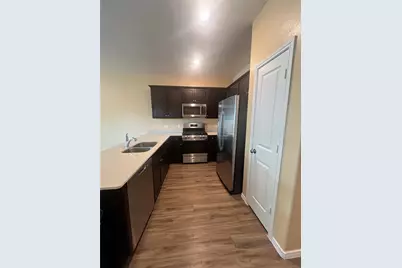 6021 Eden Drive, Austin, TX 78747 - Photo 9