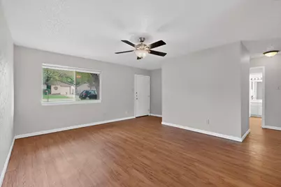 6204 Shadow Bend, Austin, TX 78745 - Photo 7