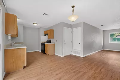 6204 Shadow Bend, Austin, TX 78745 - Photo 13