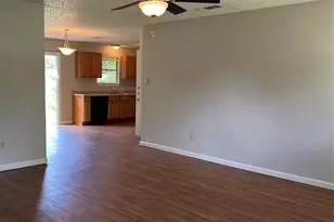 6204 Shadow Bend, Austin, TX 78745 - Photo 5