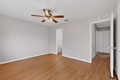 6204 Shadow Bend, Austin, TX 78745 - Photo 23