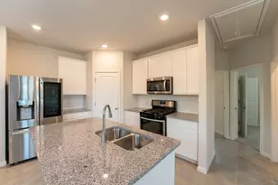 6310 Wolf Pack Dr, Pflugerville, TX 78660 - Photo 9