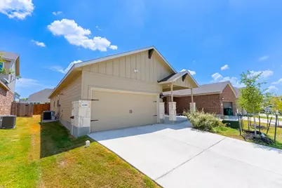 6310 Wolf Pack Drive, Pflugerville, TX 78660 - Photo 5