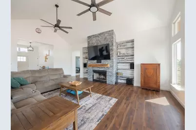 105 Mesa Grande Court, Marble Falls, TX 78654 - Photo 17