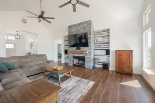 105 Mesa Grande Ct, Marble Falls, TX 78654 - Photo 17