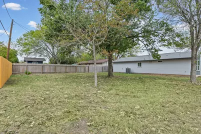 1100 Monte Vista Drive, Lockhart, TX 78644 - Photo 25