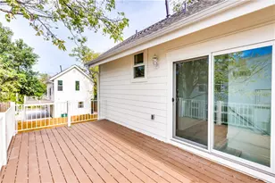 1906 E 17th St, Austin, TX 78702 - Photo 7