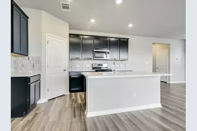 109 Rivendale Street, Liberty Hill, TX 78642 - Photo 9