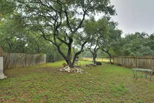 7801 Palacios Dr, Austin, TX 78749 - Photo 17